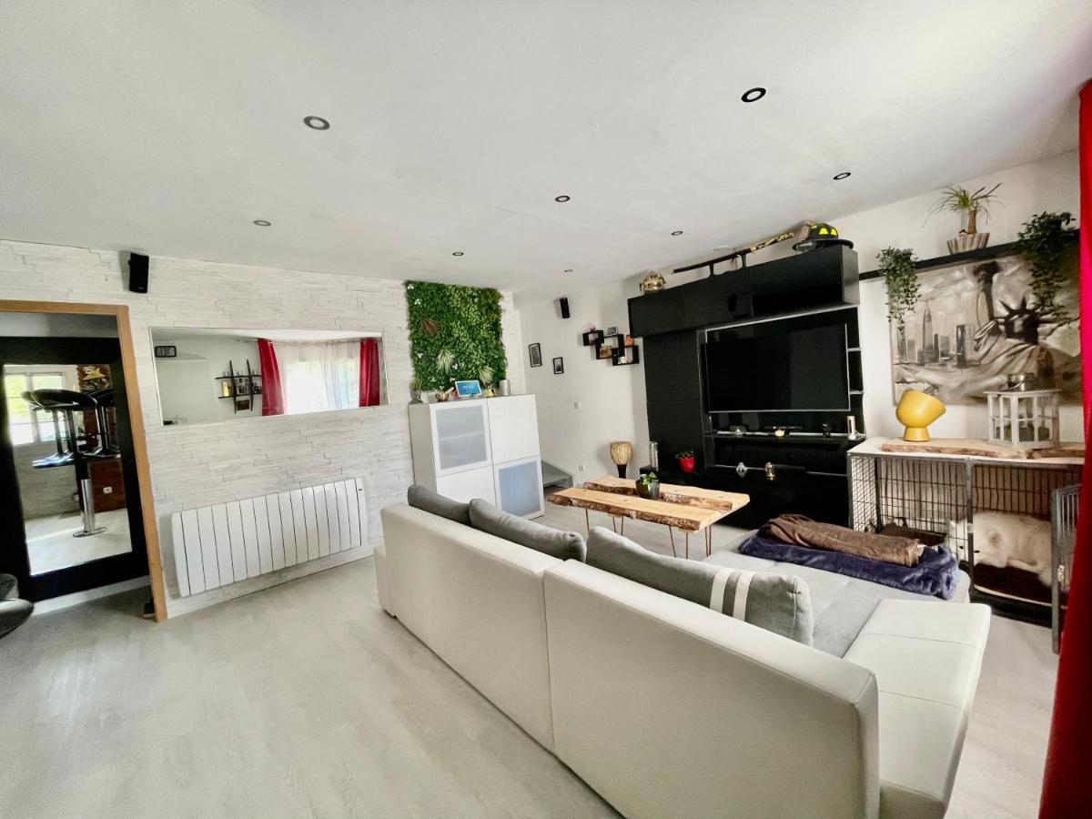 Chambres D'Hotes A Themes A 2,4Km Du Parc Magny-le-Hongre Bagian luar foto